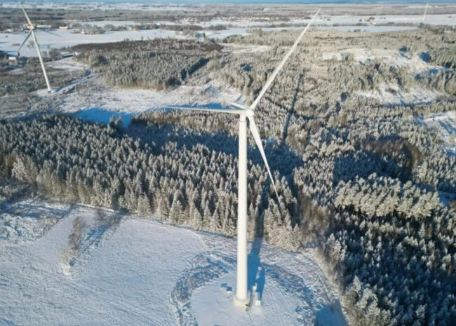 The wind power plant, backed by Swedish startup Modvion, has a tower made of wood | photo: Modvion